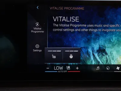 2024 بي ام دبليو الفئة السابعة 735أي