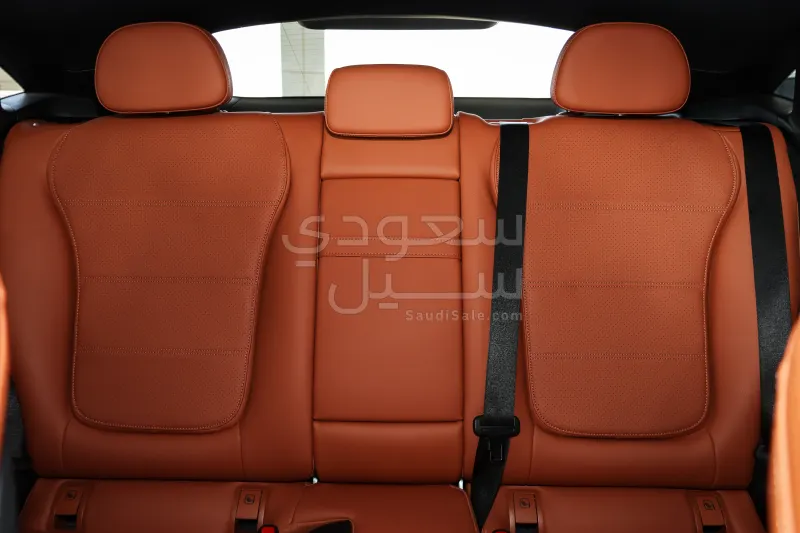 2024 مرسيدس - بنز جي إل سي 200 كوب