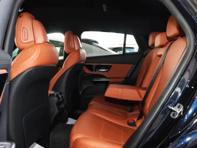 2024 مرسيدس - بنز جي إل سي 200 كوب