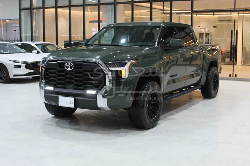 2022 Toyota Tundra Double Cab SR5