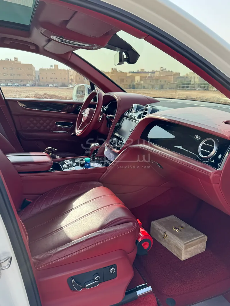 2018 Bentley Bentayga SUV