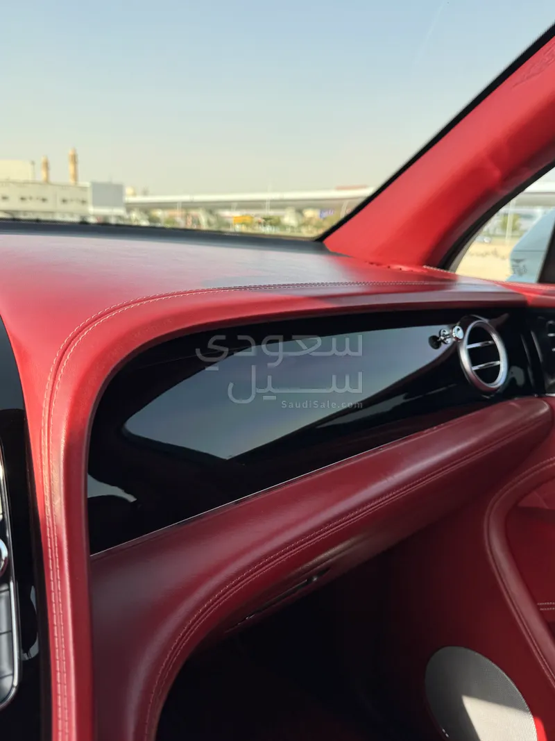 2018 Bentley Bentayga SUV