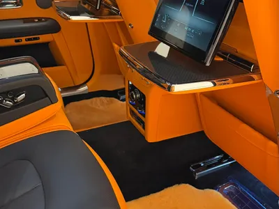 2023 رولز رويس قوست بلاك بادج