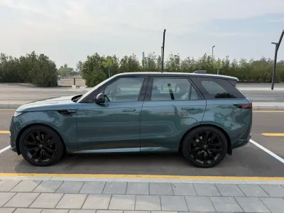 2023 لاند روفر رينج روفر سبورت فيرست اديشن