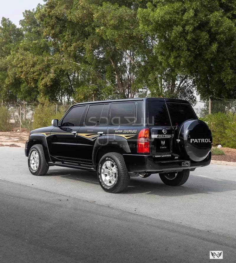 2022 نيسان باترول سفاري