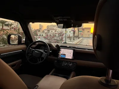 2025 لاند روفر ديفيندر 110