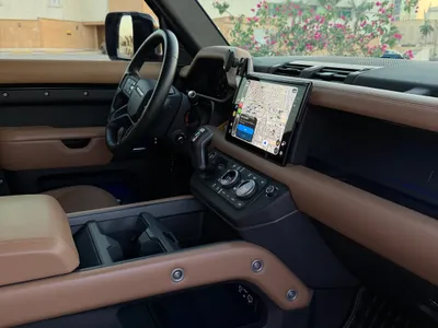 2025 لاند روفر ديفيندر 110