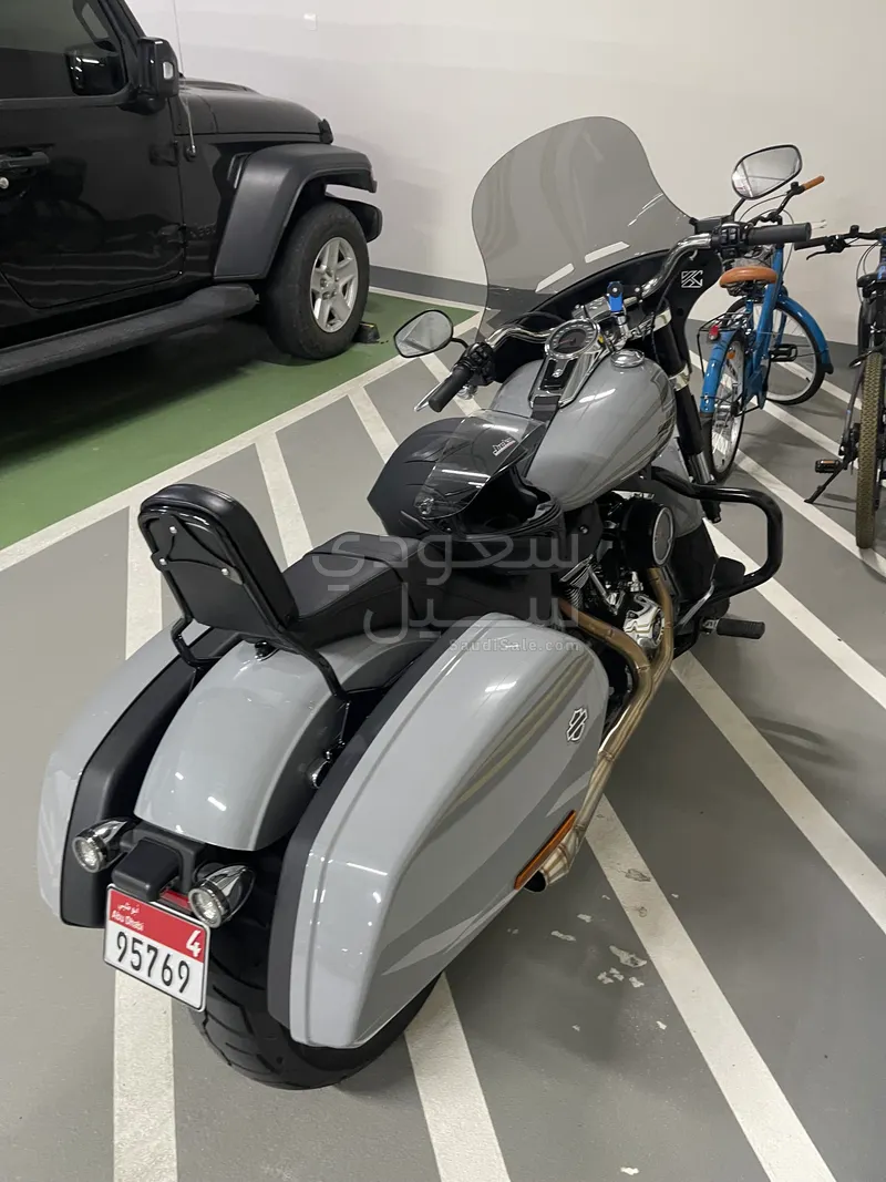 2024 هارلي ديفيدسون فات بوب