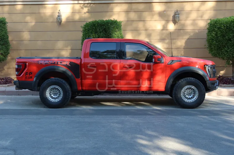 2022 فورد اف 150 رابتور