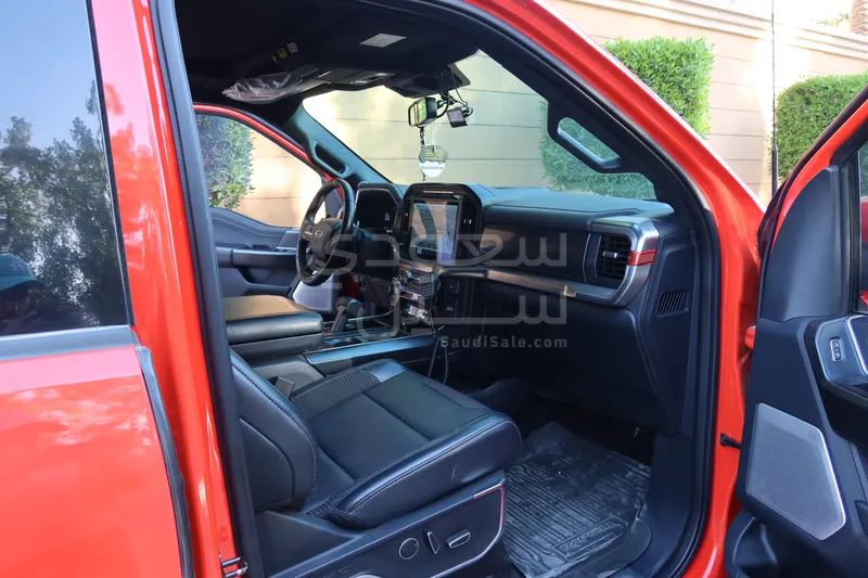 2022 فورد اف 150 رابتور