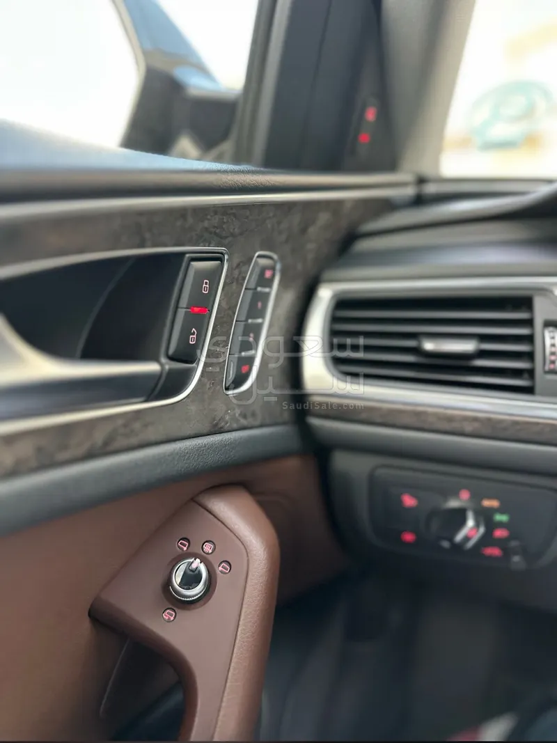 2017 اودي اي 6 اس لاين