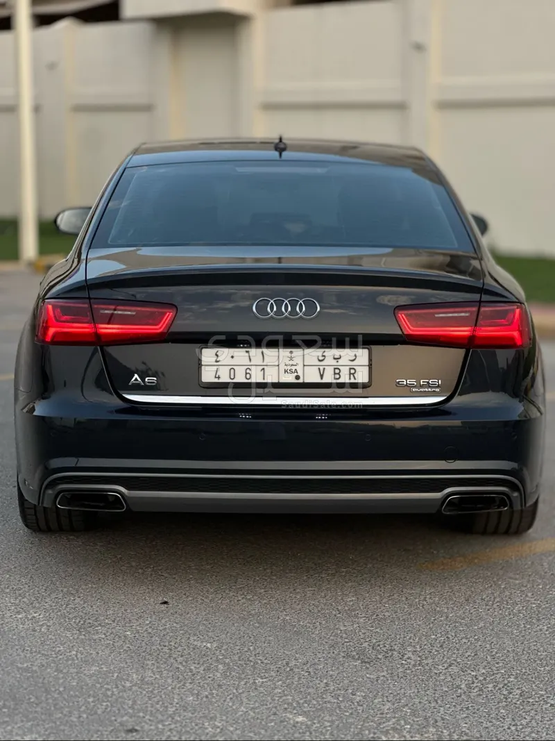 2017 اودي اي 6 اس لاين