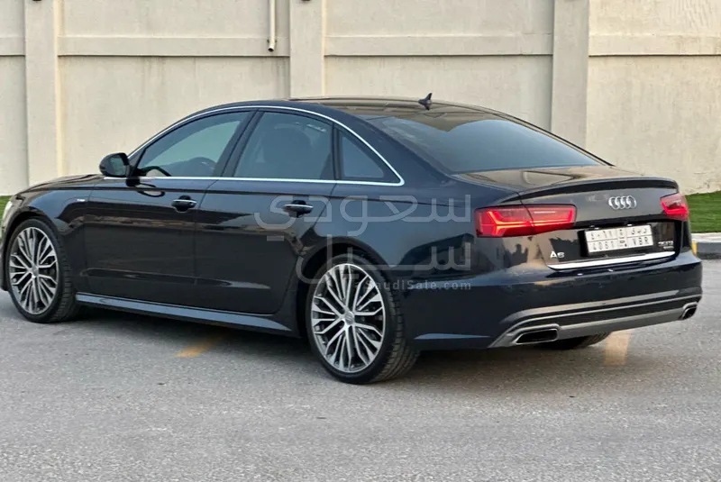 2017 اودي اي 6 اس لاين