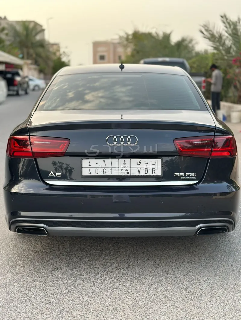 2017 اودي اي 6 اس لاين