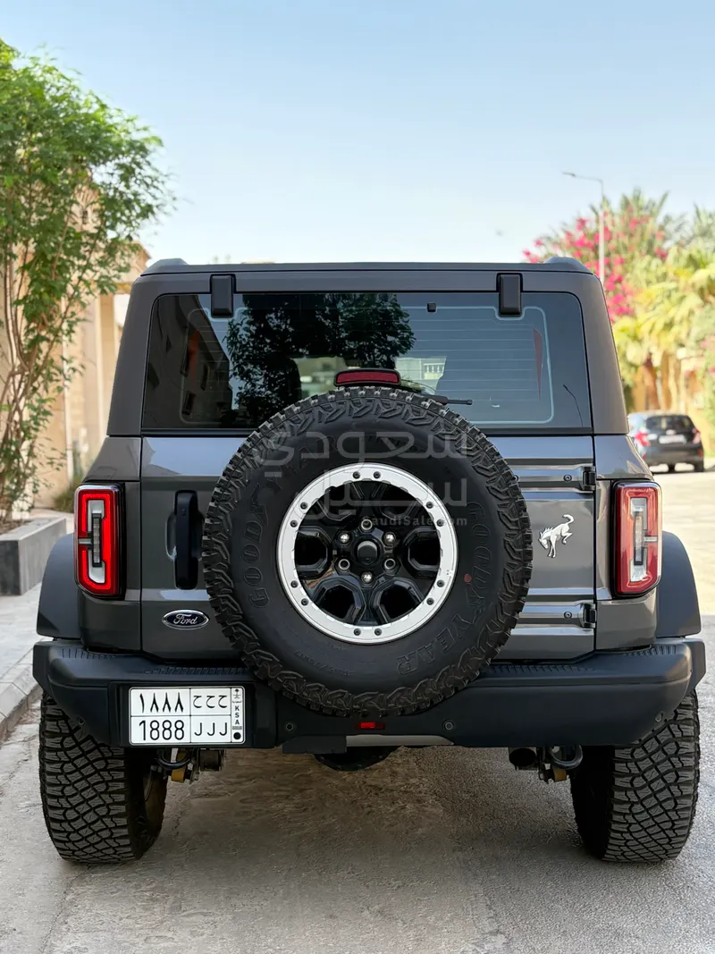 2024 فورد برونكو باد لاندس