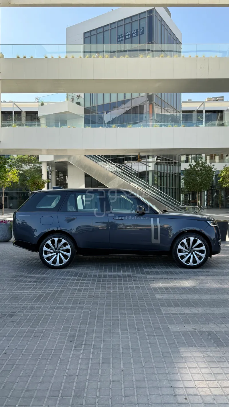 2024 لاند روفر رينج روفر اتش اس اي
