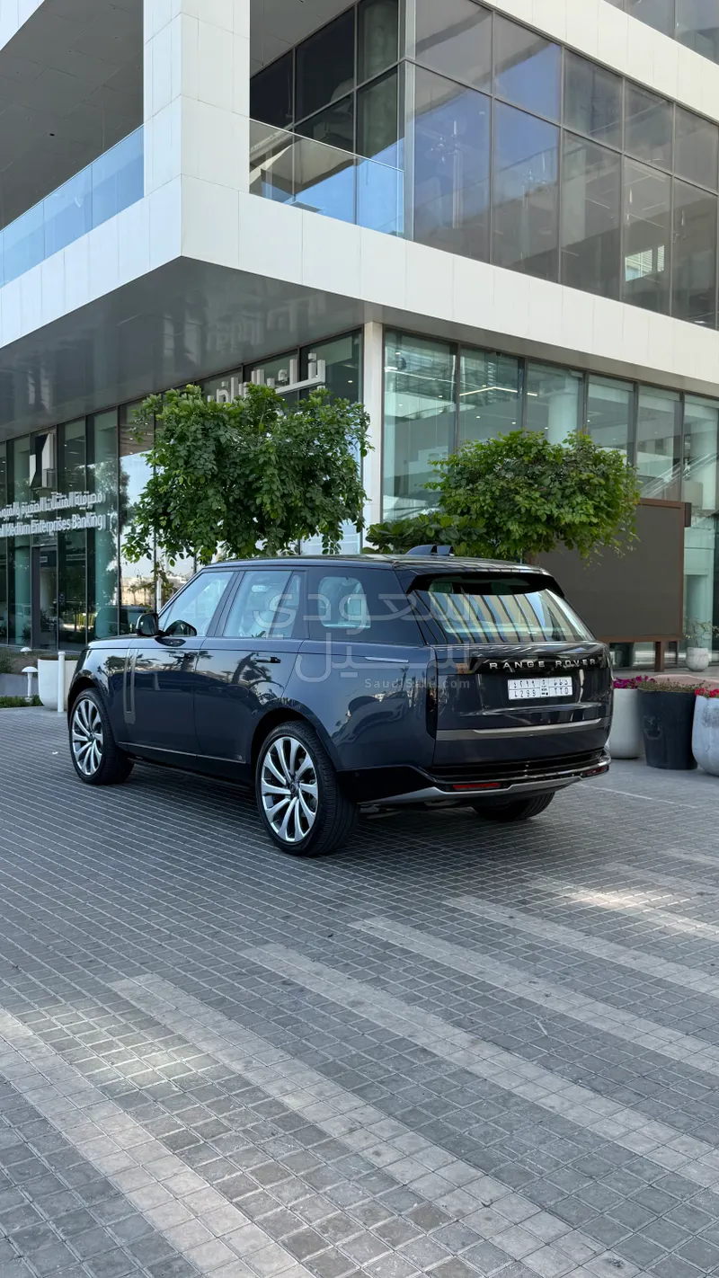 2024 لاند روفر رينج روفر اتش اس اي