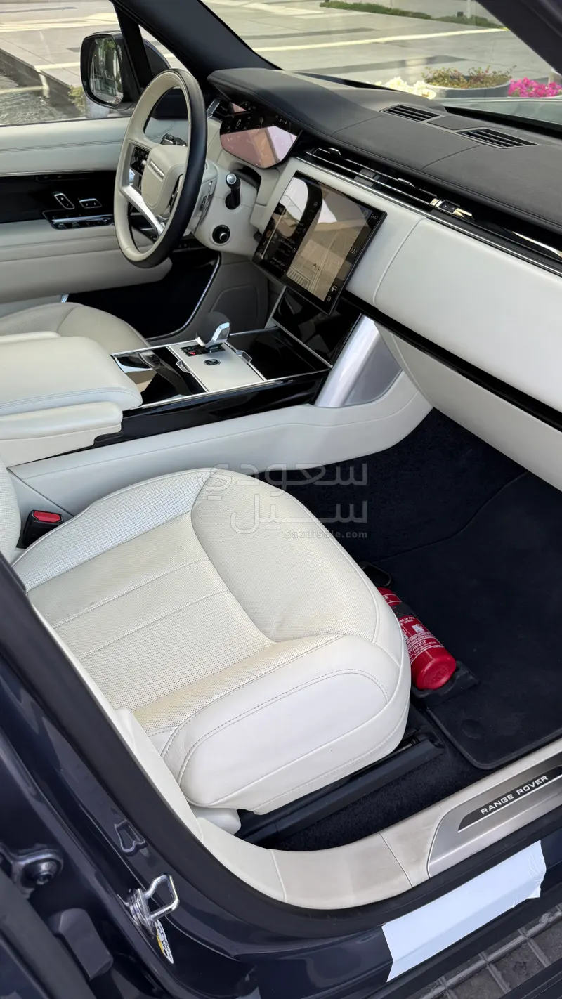 2024 لاند روفر رينج روفر اتش اس اي
