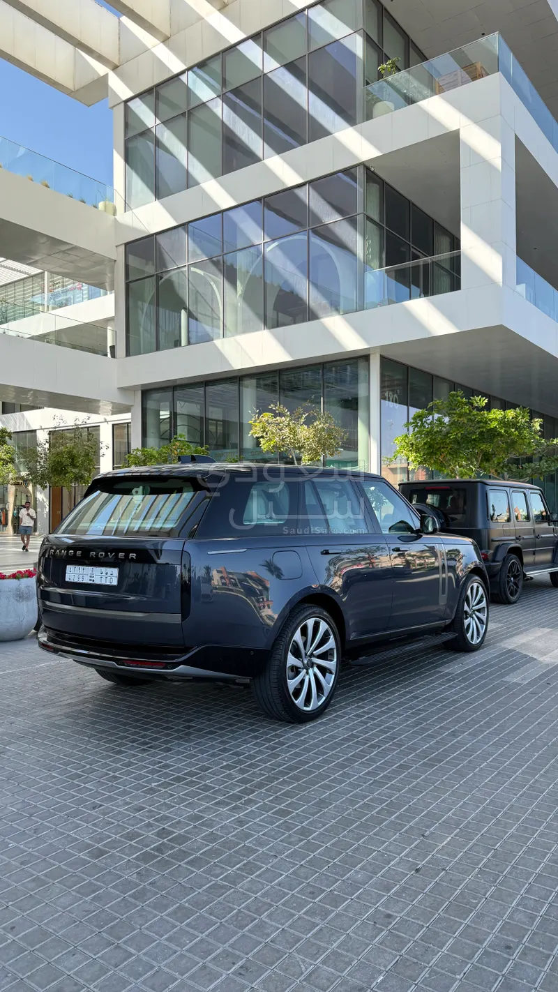2024 لاند روفر رينج روفر اتش اس اي