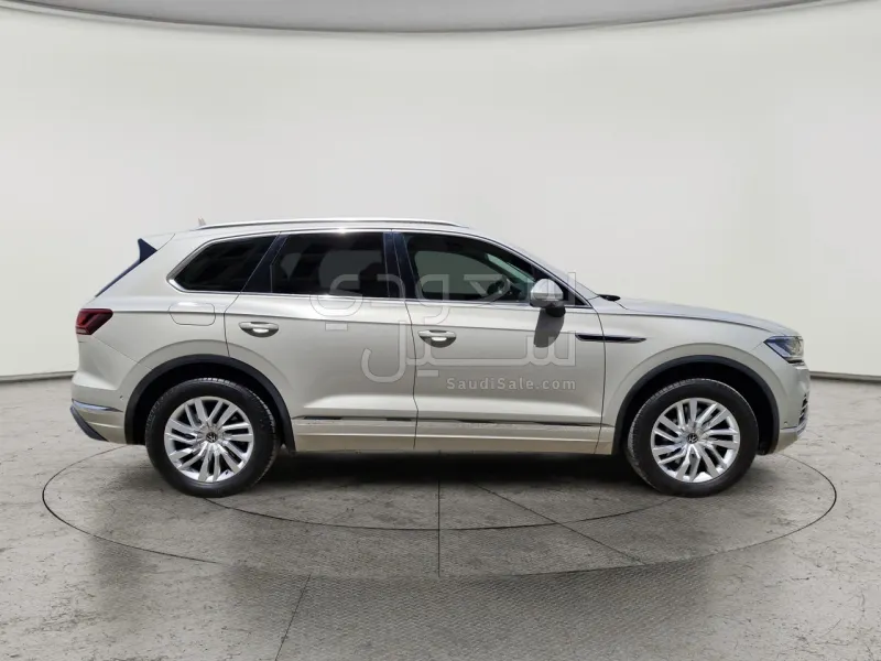 2022 فولكس واجن طوارق