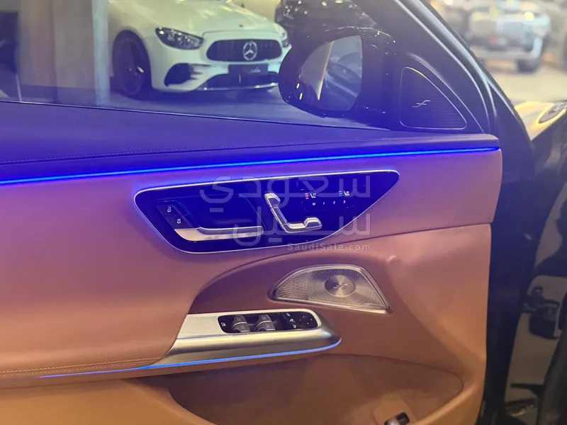 2024 مرسيدس - بنز إي 300 أي إم جي