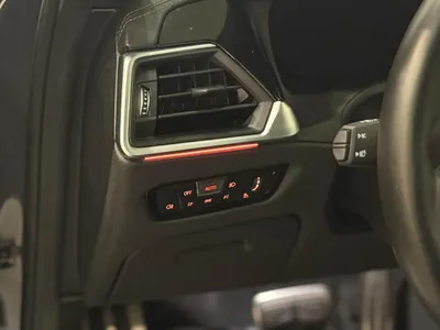 2023 بي ام دبليو الفئة ام إم 4 كومبيتيشن