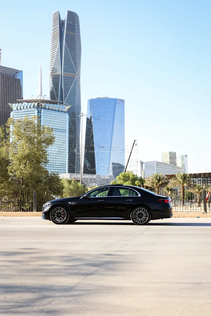 2025 مرسيدس - بنز إي 53 أي إم جي