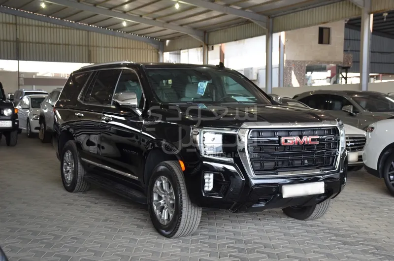 2023 GMC Yukon SLE