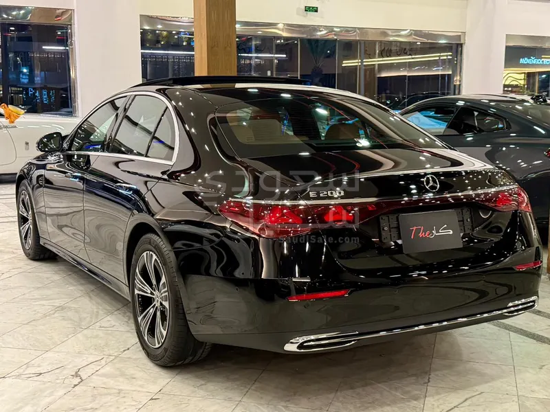 2024 مرسيدس - بنز إي 200 أي إم جي