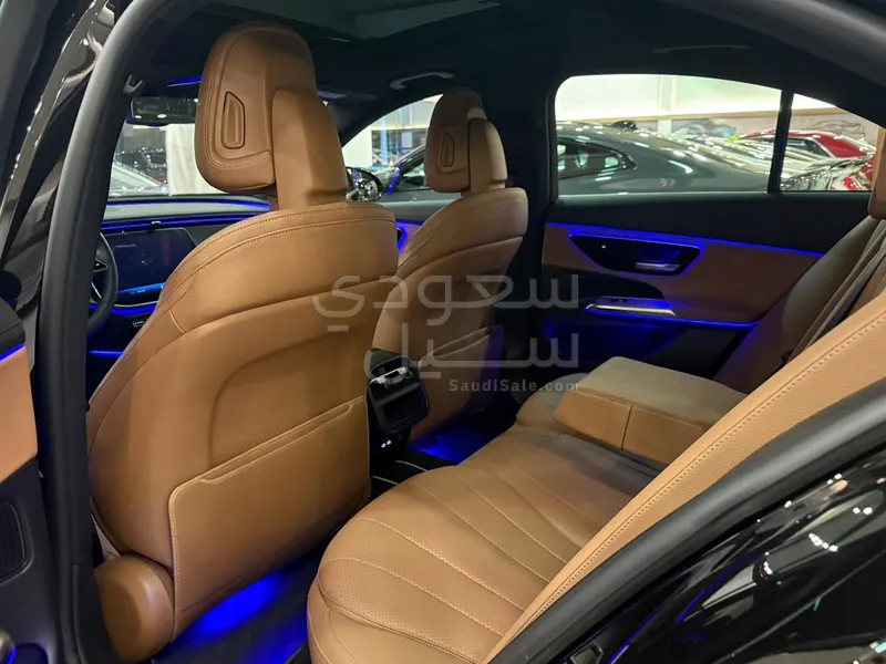 2024 مرسيدس - بنز إي 200 أي إم جي