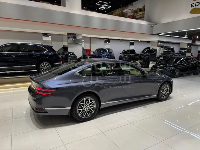 2026 Genesis G 80