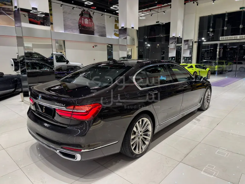 2016 BMW 7 Series 740Li