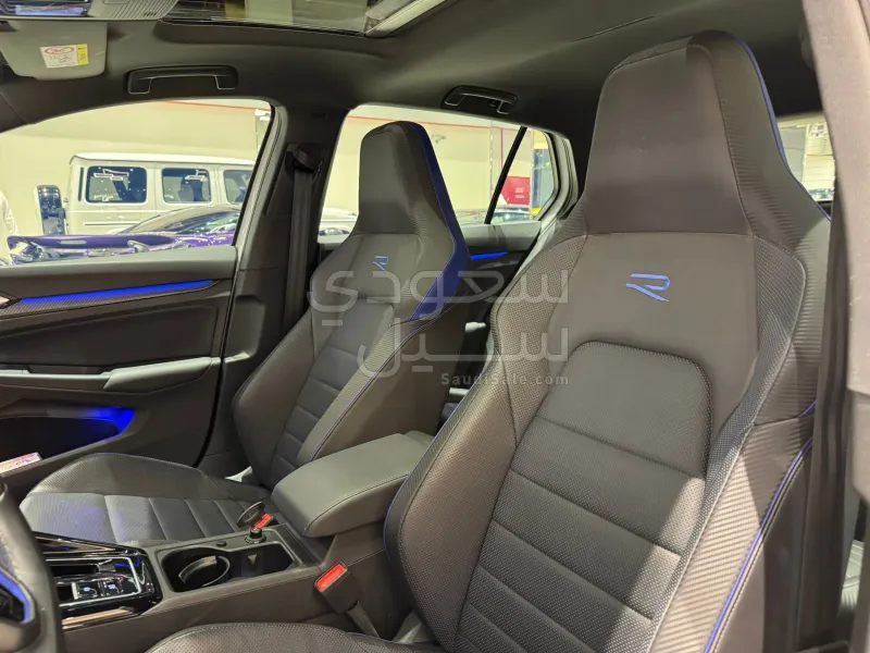 2023 Volkswagen Golf R