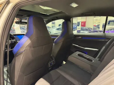 2023 Volkswagen Golf R