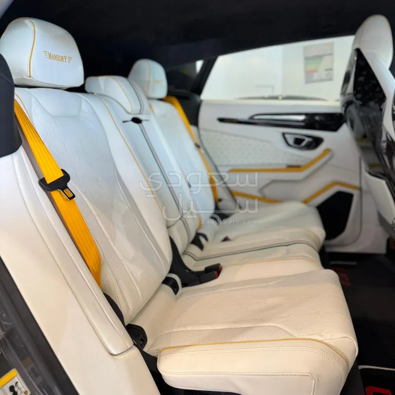 2023 لمبرجيني اوروس اس