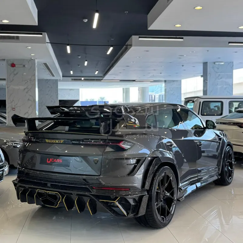 2023 لمبرجيني اوروس اس