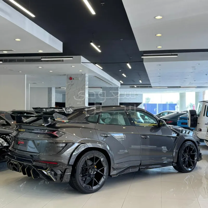 2023 لمبرجيني اوروس اس