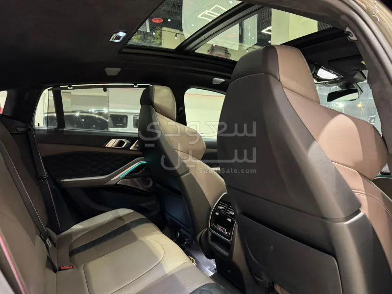 2021 BMW X Series 6M competition