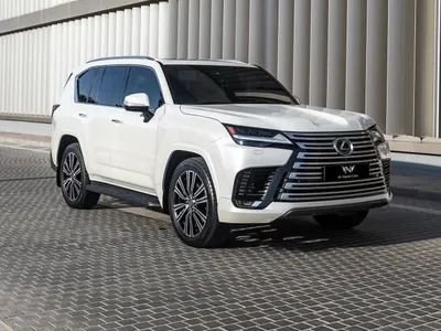 2023 لكزس إل إكس 600