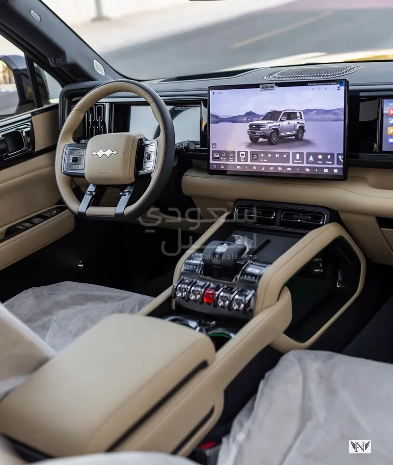 2025 بي واي دي ليوبارد 5