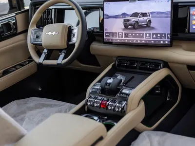 2025 بي واي دي ليوبارد 5