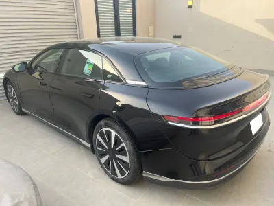 2024 لوسيد اير بيور