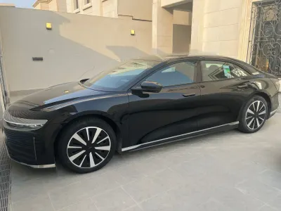 2024 لوسيد اير بيور