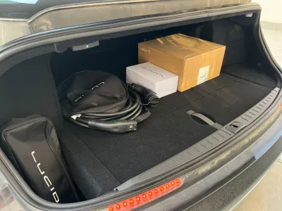 2024 لوسيد اير بيور