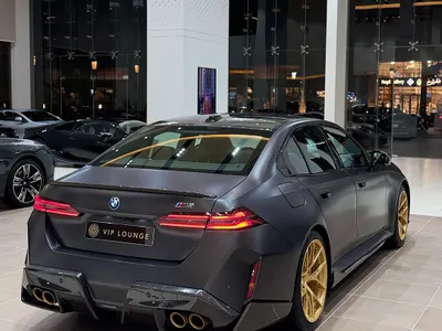 2025 بي ام دبليو الفئة ام إم 5