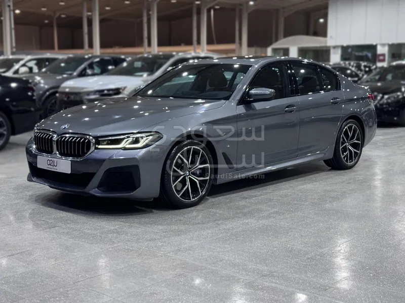 2021 بي ام دبليو الفئة الخامسة 530 أي