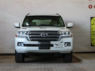 2019 تويوتا لاند كروزر جي اكس ار