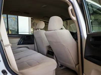 2019 تويوتا لاند كروزر جي اكس ار