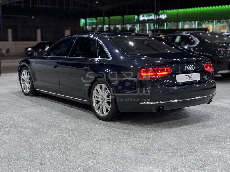 2014 اودي اي 8 ال