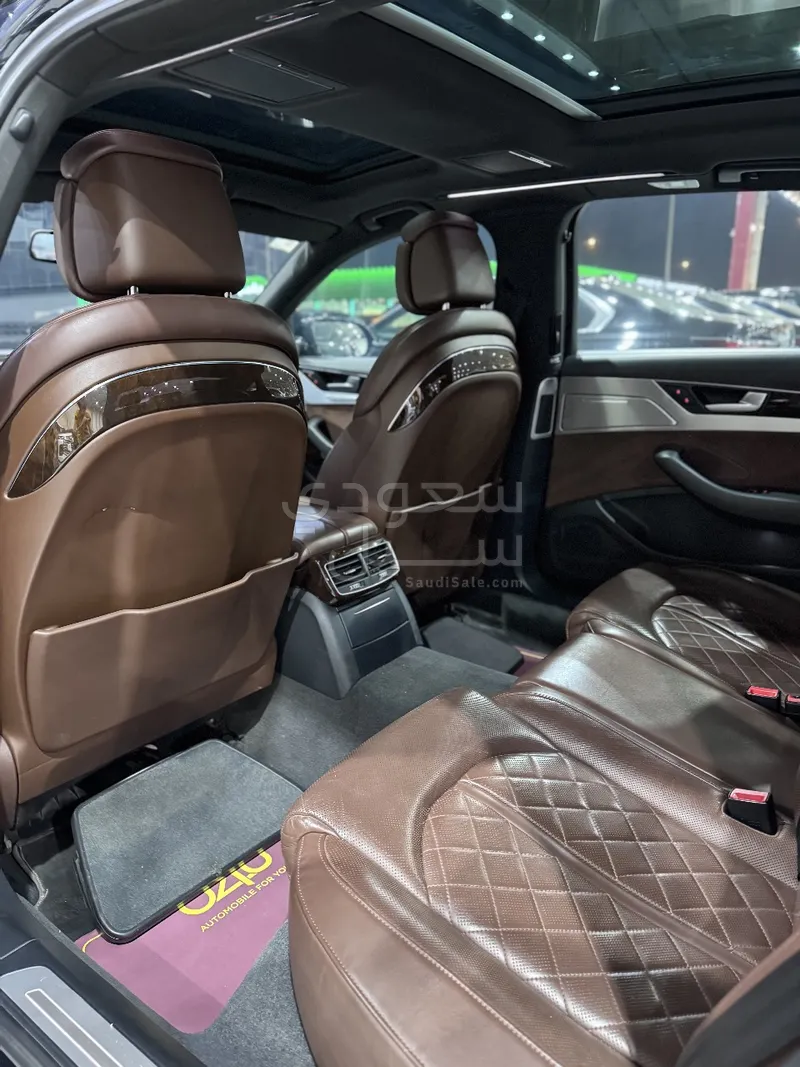 2014 اودي اي 8 ال